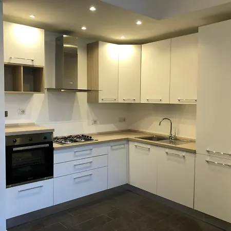 Happy Haven Al Mare *